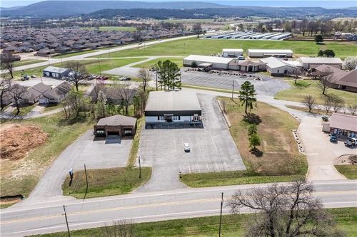 921 E Douglas St, Prairie Grove, AR, 72753-8500 | Card Image