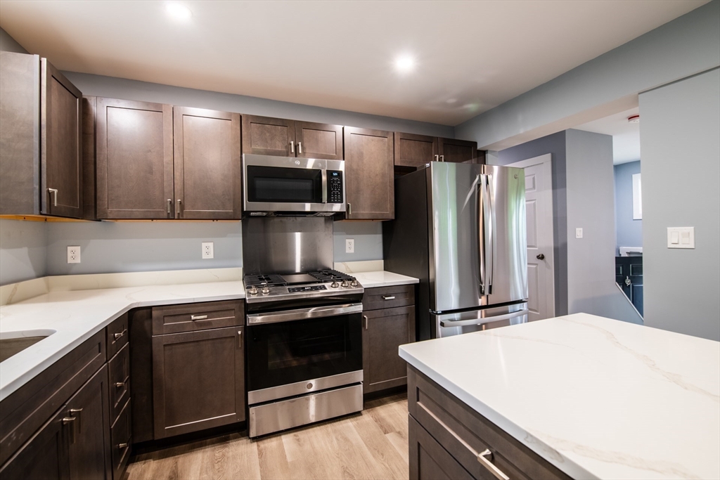 Pleasant Valley Rd, Amesbury, MA 01913