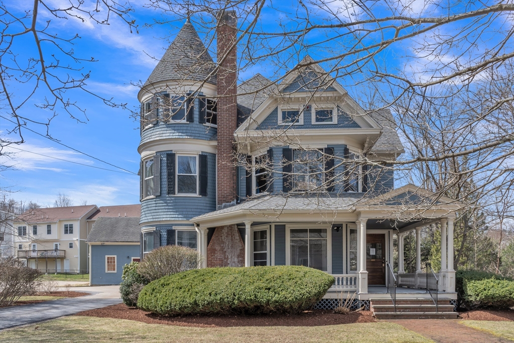 Worcester St, West Boylston, MA 01583
