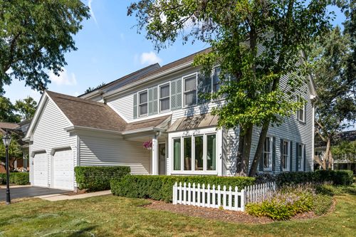 212 Country Club Dr, Prospect Heights, IL, 60070-2566 | Card Image