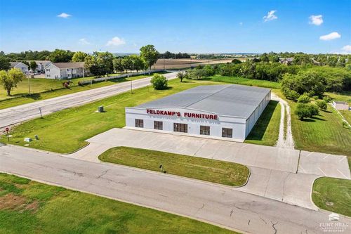 101 E Lafayette Ave, Abilene, KS, 67410-7286 | Card Image