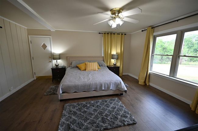 1013 Quail Ln, House other with 3 bedrooms, 2 bathrooms and 3 parking in Eagle Lake TX | Image 26