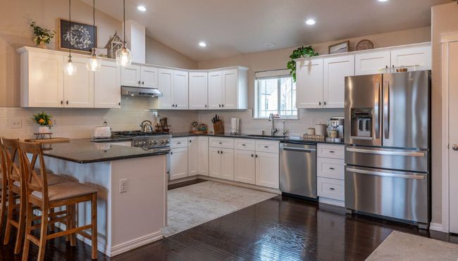 Huge Kitchen, Tons of Storage, Open Concept! | Image 11