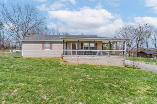 104 Bluegrass Dr, Scottsville, KY, 42164-9426 | Card Image