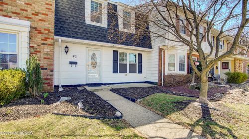 43 Kingsley Way, Freehold, NJ, 07728-1675 | Card Image