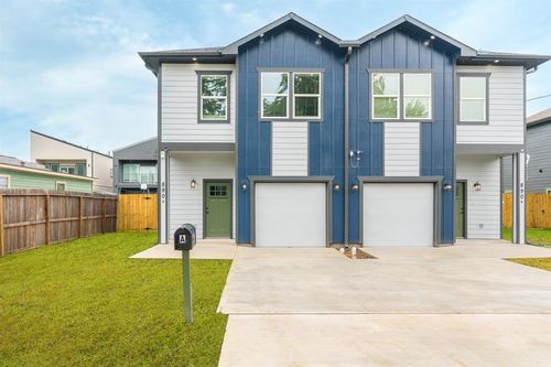 a-890 Lucky St, Houston, TX, 77088-7936 | Card Image