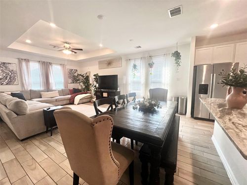 31311 Horseshoe Meadow Bend Lane, Fulshear, TX, 77441 | Card Image