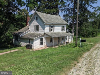 219 Center Road, House other with 3 bedrooms, 1 bathrooms and null parking in AIRVILLE PA | Image 1