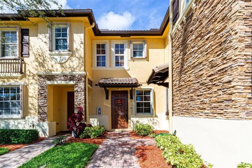 unit-6-9333 Sw 227th St, Cutler Bay, FL, 33190-1926 | Card Image