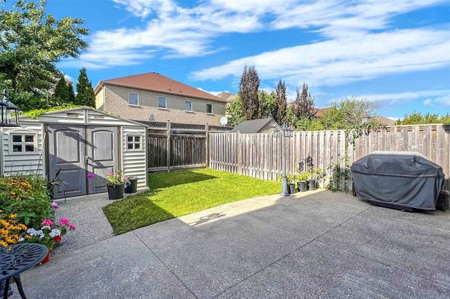 14 Ozner Cres, House attached with 3 bedrooms, 4 bathrooms and 5 parking in Woodbridge ON | Image 22