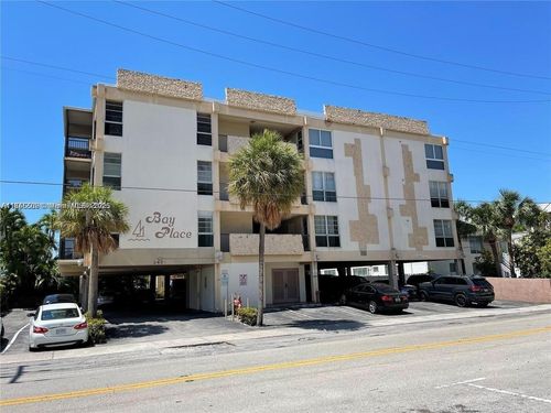 apt-305-2420 Diana Dr, Hallandale Beach, FL, 33009-4814 | Card Image
