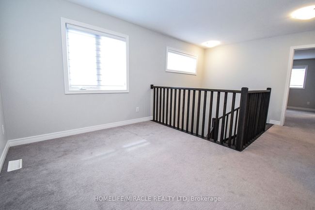 25 Barker Pky, House other with 3 bedrooms, 3 bathrooms and 2 parking in Thorold ON | Image 21