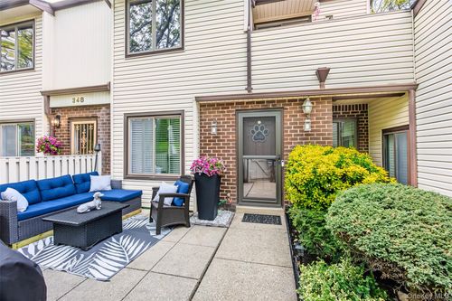346 Clubhouse Ct, Coram, NY, 11727-3607 | Card Image