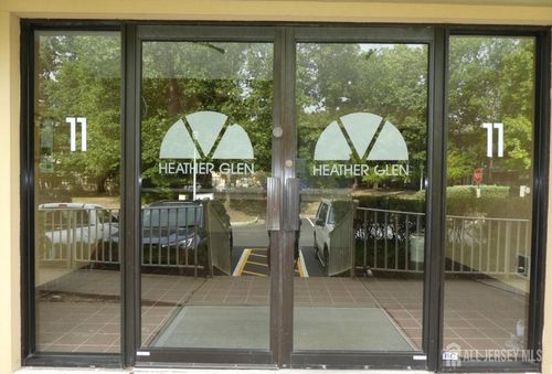 1109 Stoneridge Cir, Helmetta, NJ, 08828-1137 | Card Image