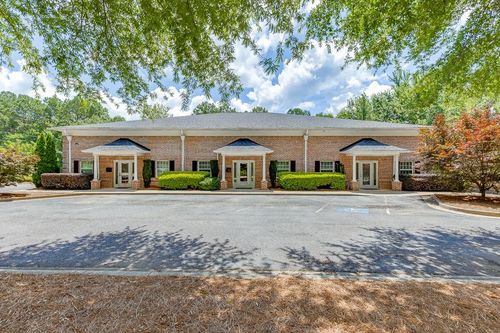 6105 Atlanta Hwy, flowery branch, GA, 30542-5327 | Card Image