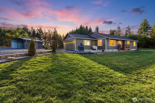 349 Hale Rd W, Winlock, WA, 98596-9722 | Card Image