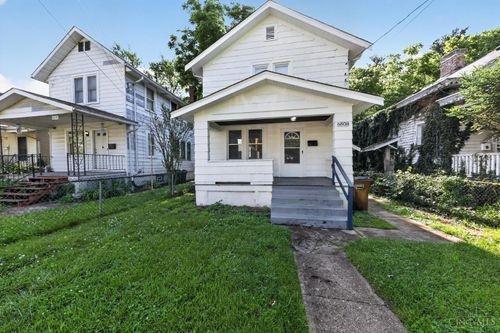 6808 Betts Ave, North College Hill, OH, 45239-4802 | Card Image