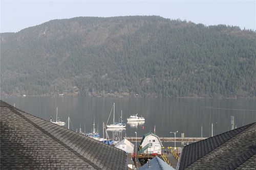 1721 Wilmot Rd, Cowichan Bay, BC, V0R1N1 | Card Image