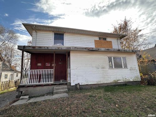 2302 W Krause Ave, Peoria, IL, 61605-3132 | Card Image