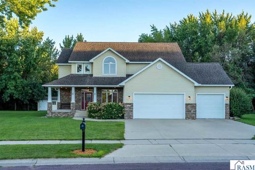 113 Oak Marsh Drive, Mankato, MN, 56001 | Card Image