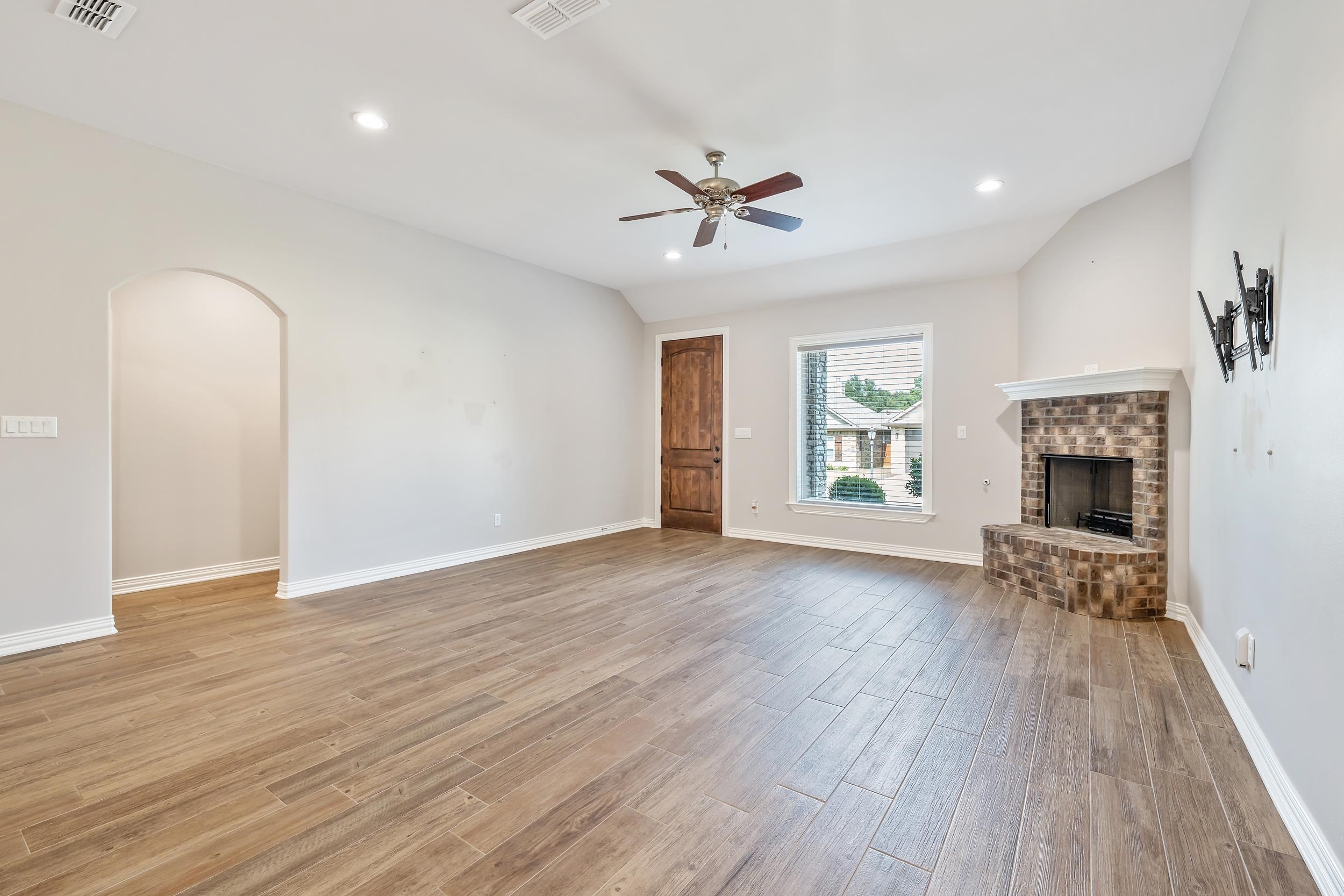 Residential in Hallsville 5