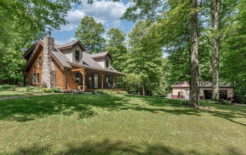 3810 Ok Sweeney Rd, Somerset, OH, 43783-9004 | Card Image