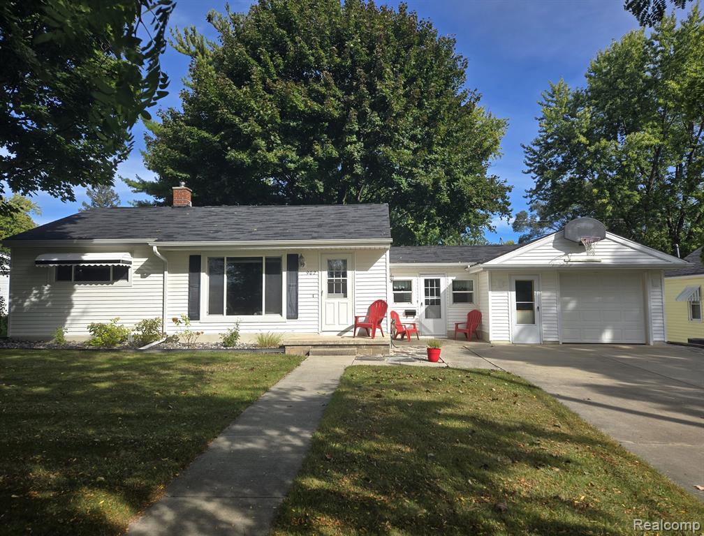 Gibbs St, Caro, MI 48723