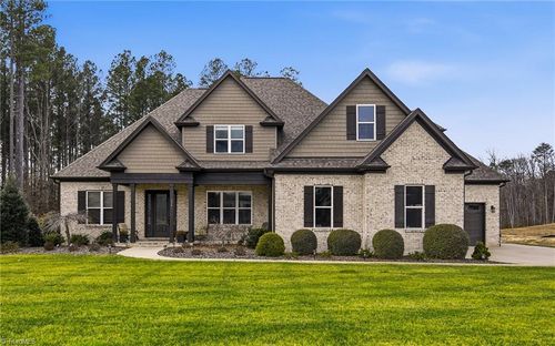 114 Old Heritage Dr, Winston-Salem, NC, 27107-6175 | Card Image