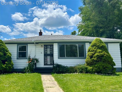 86 E Columbia Ave, Pontiac, MI, 48340-2710 | Card Image