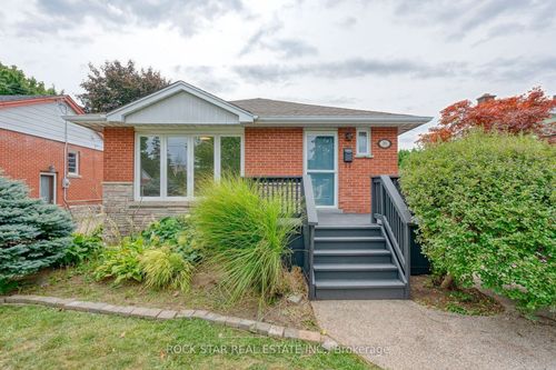 upper-16 Wildewood Ave, Hamilton, ON, L8T1X3 | Card Image