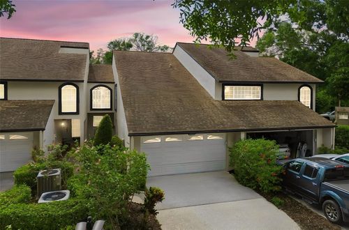 8-13934 Clubhouse Cir, TAMPA, FL, 33618-7504 | Card Image