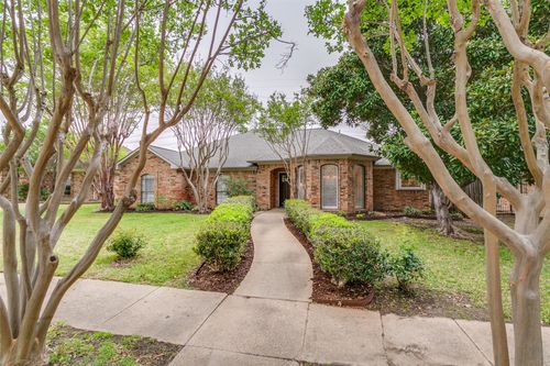 2534 Briardale Drive, Carrollton, TX, 75006 | Card Image