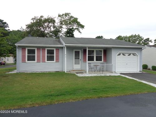 62 Keene St, Whiting, NJ, 08759-2338 | Card Image