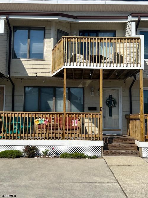 345 36th St S, Brigantine, NJ, 08203-2072 | Card Image