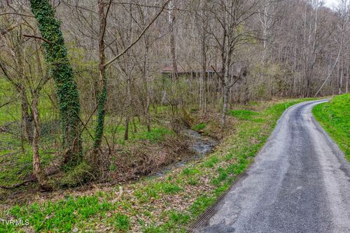 1795 Bear Hollow Rd, Greeneville, TN, 37745-2321 | Card Image