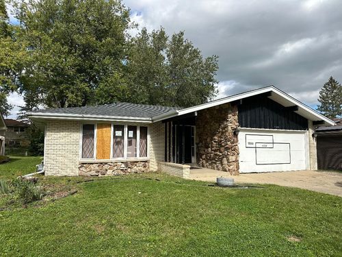 4228 Applewood Ln, Matteson, IL, 60443-1905 | Card Image