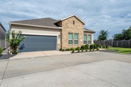 3207 Coach Horse Ln, Houston, TX, 77080-1100 | Card Image