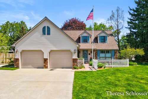 3704 Piute Dr Sw, Grandville, MI, 49418-1902 | Card Image