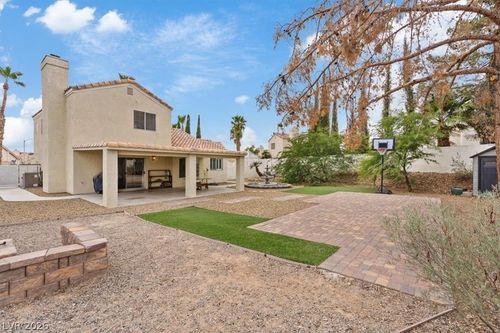 2701 Purtell Cir, Las Vegas, NV, 89117-3611 | Card Image