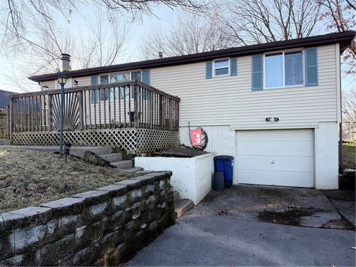 533 Arehart Ln, Platte City, MO, 64079-9311 | Card Image