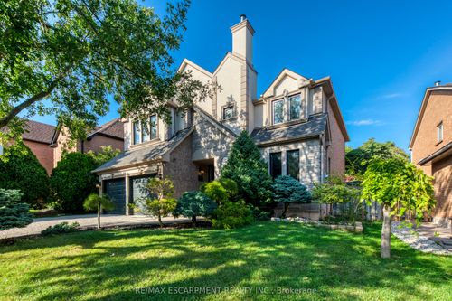 1246 Saddler Cir, Oakville, ON, L6M2X5 | Card Image