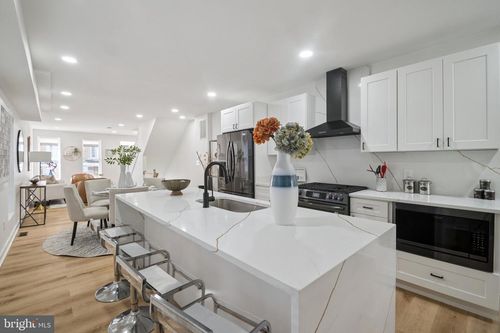530 E 38th Street, BALTIMORE, MD, 21218 | Card Image