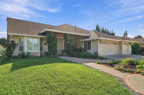 1732 Portofino Dr, Yuba City, CA, 95993-1679 | Card Image