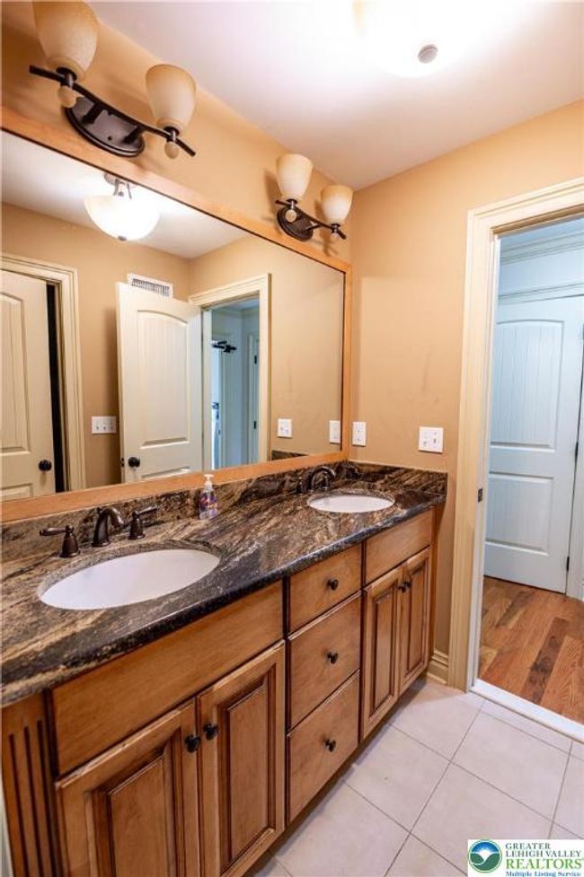 226 Sonny Dr, House other with 7 bedrooms, 6 bathrooms and null parking in Wind Gap PA | Image 37