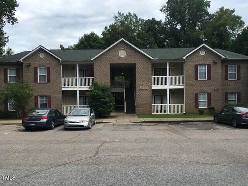 337 N Church St, Clayton, NC, 27520-1903 | Card Image