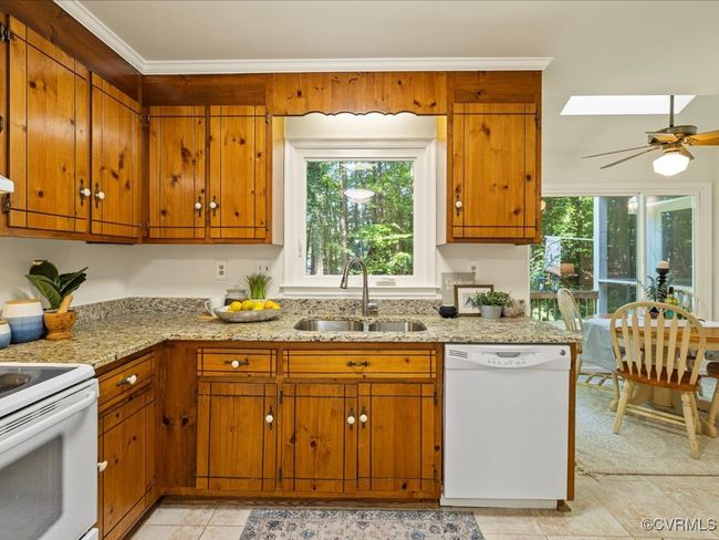 14107 Laurel Trail Pl, House other with 4 bedrooms, 3 bathrooms and null parking in Midlothian VA | Image 17