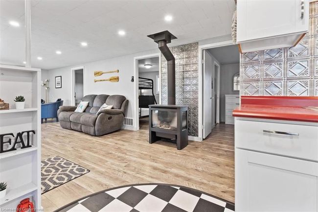 38 Macpherson Cres, House other with 3 bedrooms, 1 bathrooms and 7 parking in Kirkfield ON | Image 17