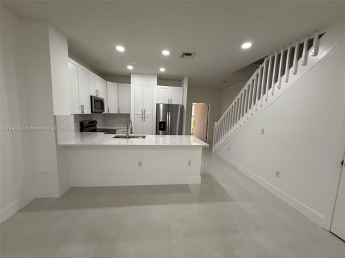 8132 Sw 17th Ct, North Lauderdale, FL, 33068-4785 | Card Image