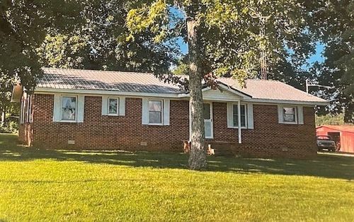 46 Tri Cities Farm Rd, Winchester, TN, 37398-2799 | Card Image