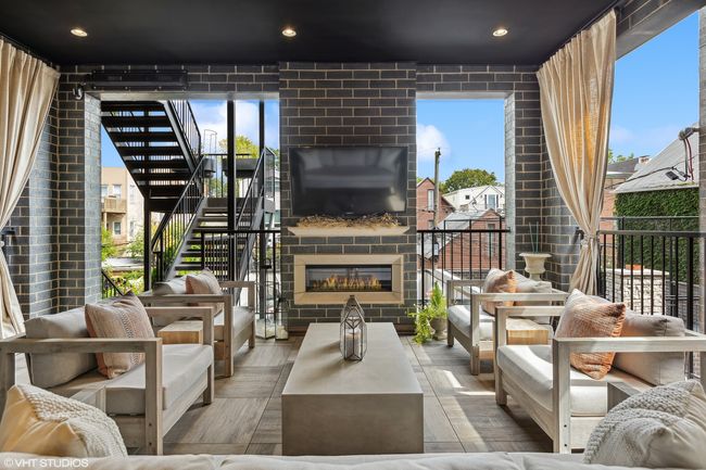 2 - 2633 N Mildred Ave, Condo with 4 bedrooms, 3 bathrooms and 1 parking in CHICAGO IL | Image 15
